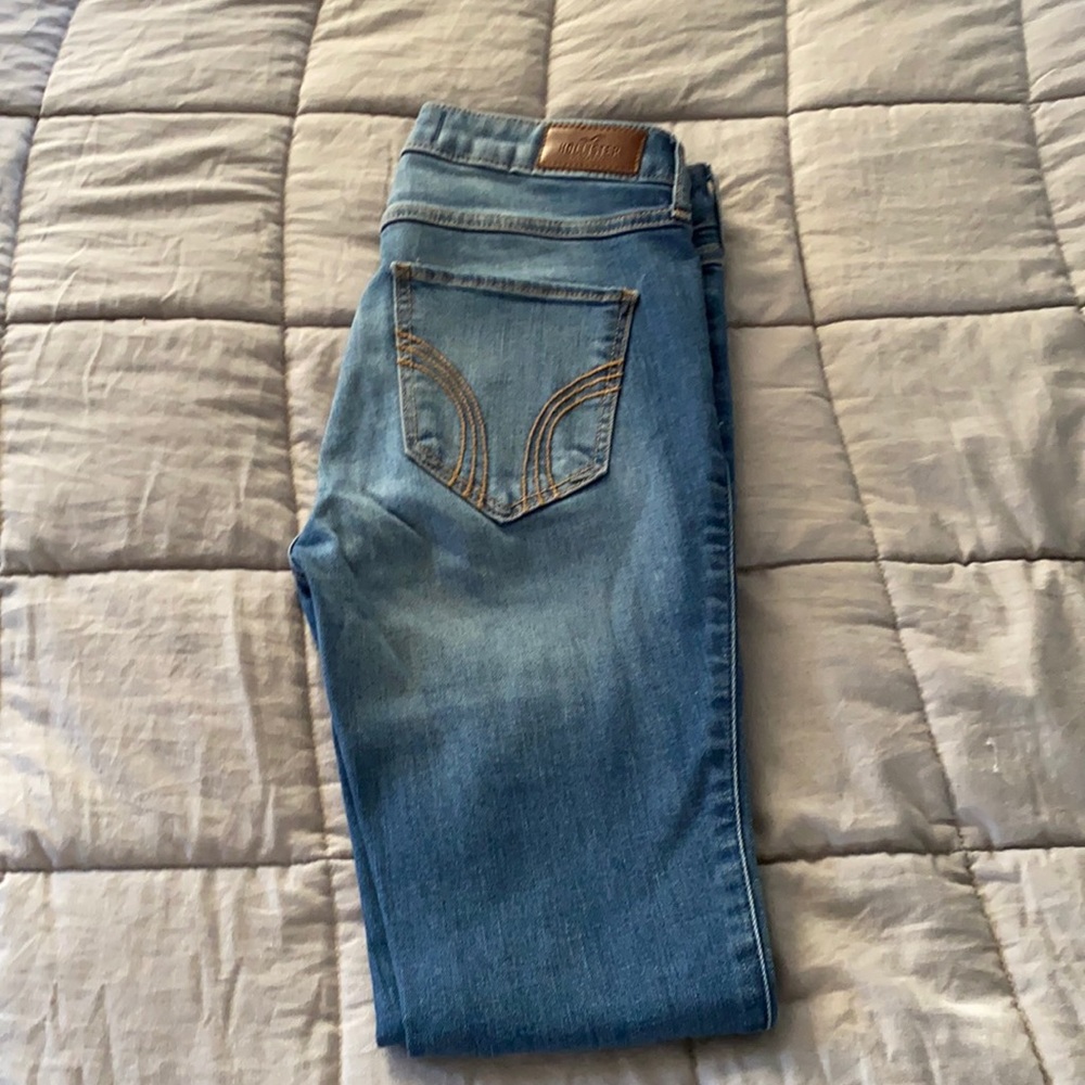 Hollister jeans